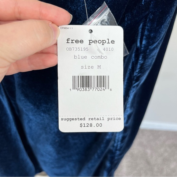 NWT FREE PEOPLE VELVET SEQUIN SWING MINI DRESS HALTER NECK SIZE MEDIUM IN BLUE - Picture 12 of 16